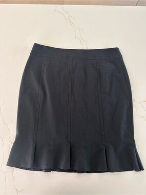 Akris Punto Dark Gray 100% Wool Pencil Skirt Flounce Hem Size US 10